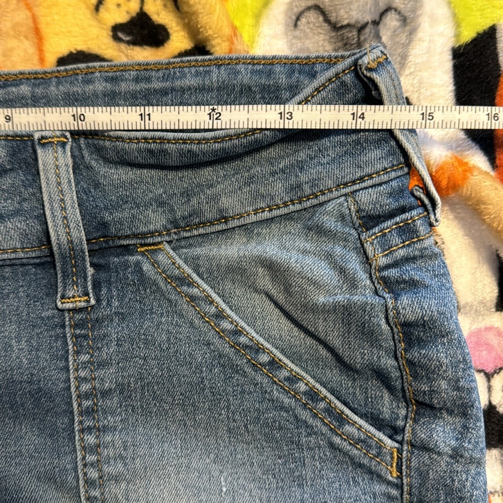 Guess Jean shorts sz 28 - Picture 5 of 6
